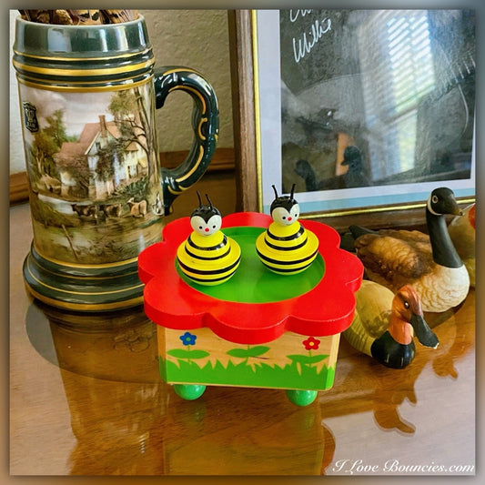 Bumble Bee - Music Box